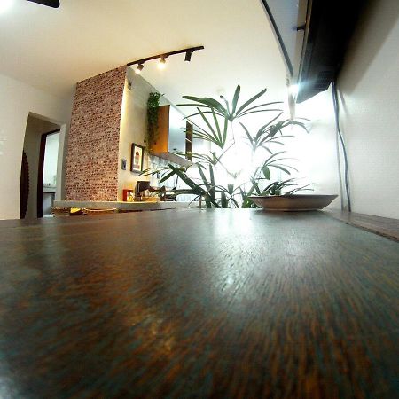 Apartamento Dona Frida Prainha Com Wifi Pe Na Areia Caraguatatuba Exterior photo