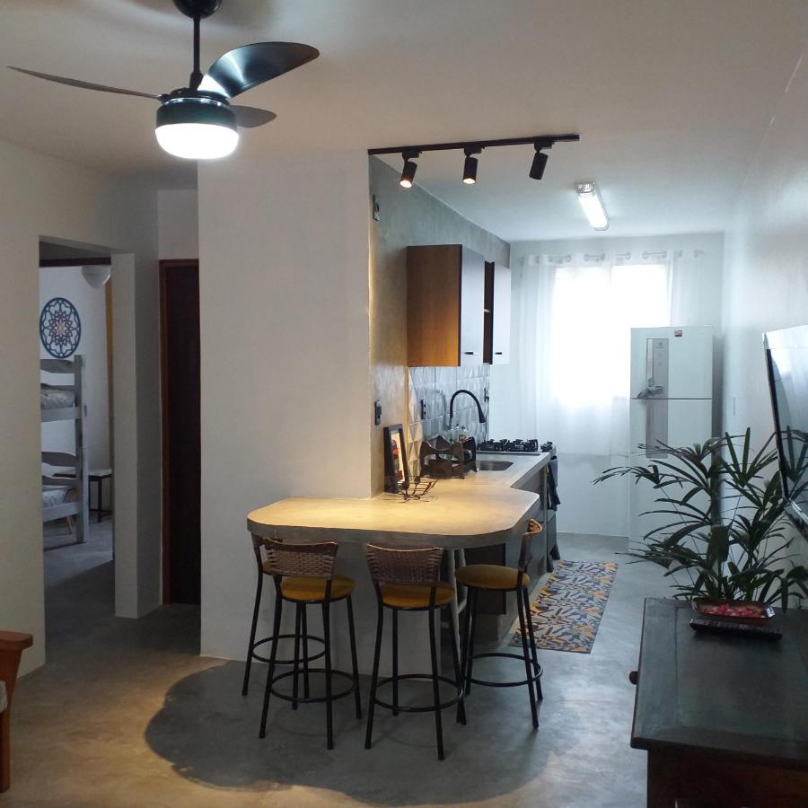 Apartamento Dona Frida Prainha Com Wifi Pe Na Areia Caraguatatuba Exterior photo