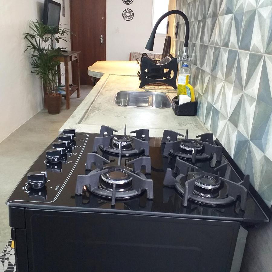Apartamento Dona Frida Prainha Com Wifi Pe Na Areia Caraguatatuba Exterior photo