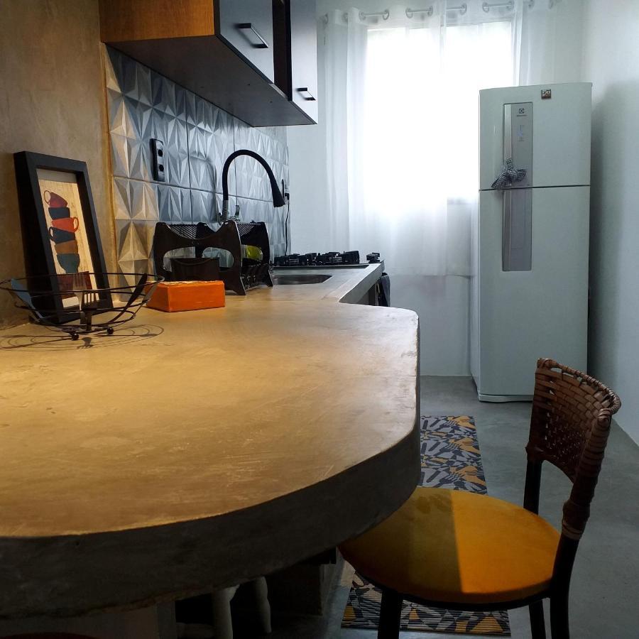 Apartamento Dona Frida Prainha Com Wifi Pe Na Areia Caraguatatuba Exterior photo