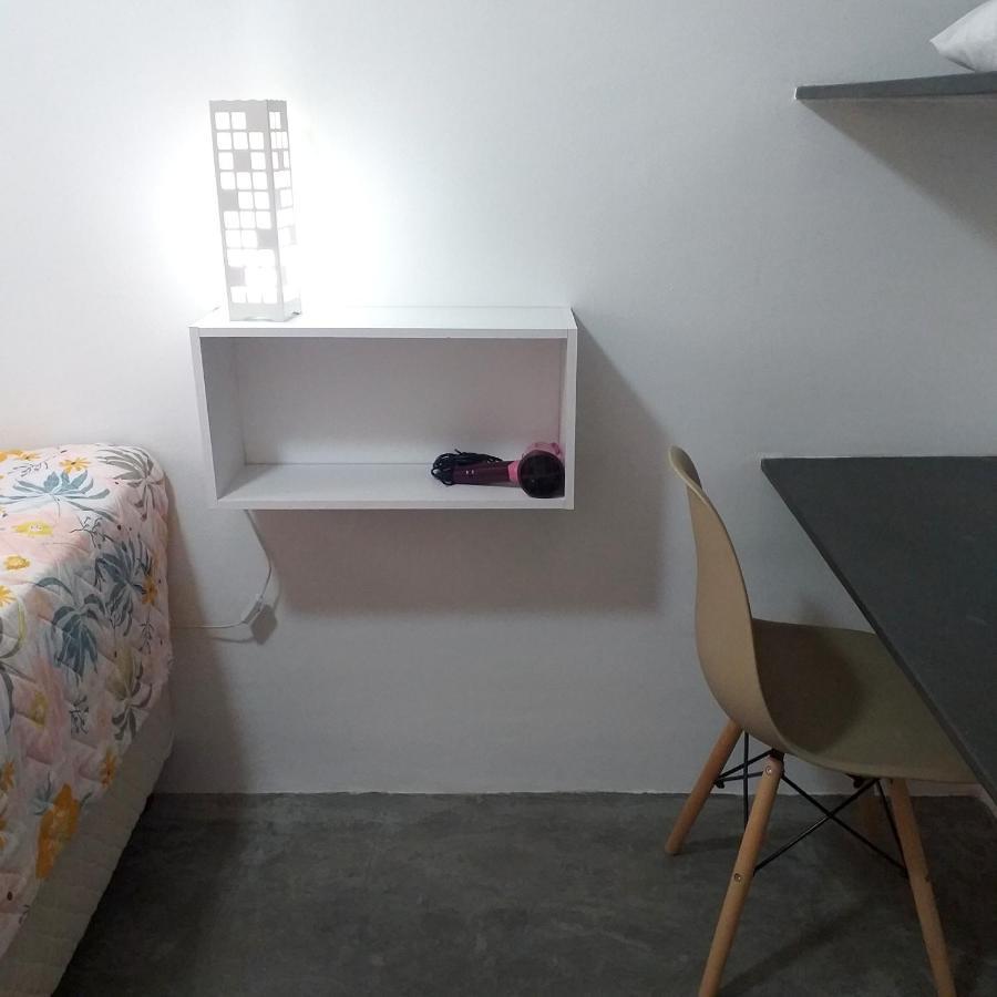 Apartamento Dona Frida Prainha Com Wifi Pe Na Areia Caraguatatuba Exterior photo