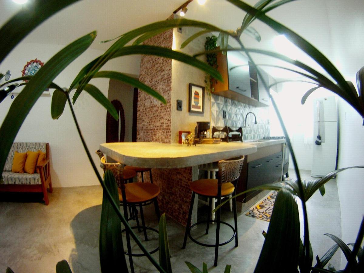 Apartamento Dona Frida Prainha Com Wifi Pe Na Areia Caraguatatuba Exterior photo