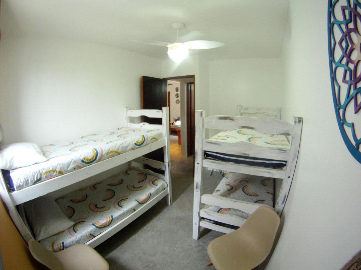 Apartamento Dona Frida Prainha Com Wifi Pe Na Areia Caraguatatuba Exterior photo