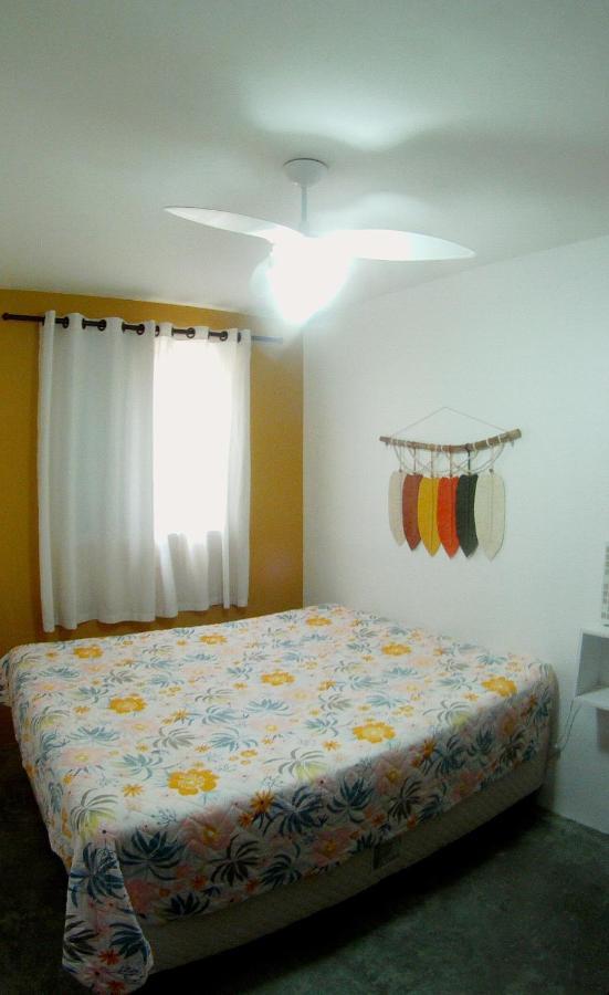 Apartamento Dona Frida Prainha Com Wifi Pe Na Areia Caraguatatuba Exterior photo