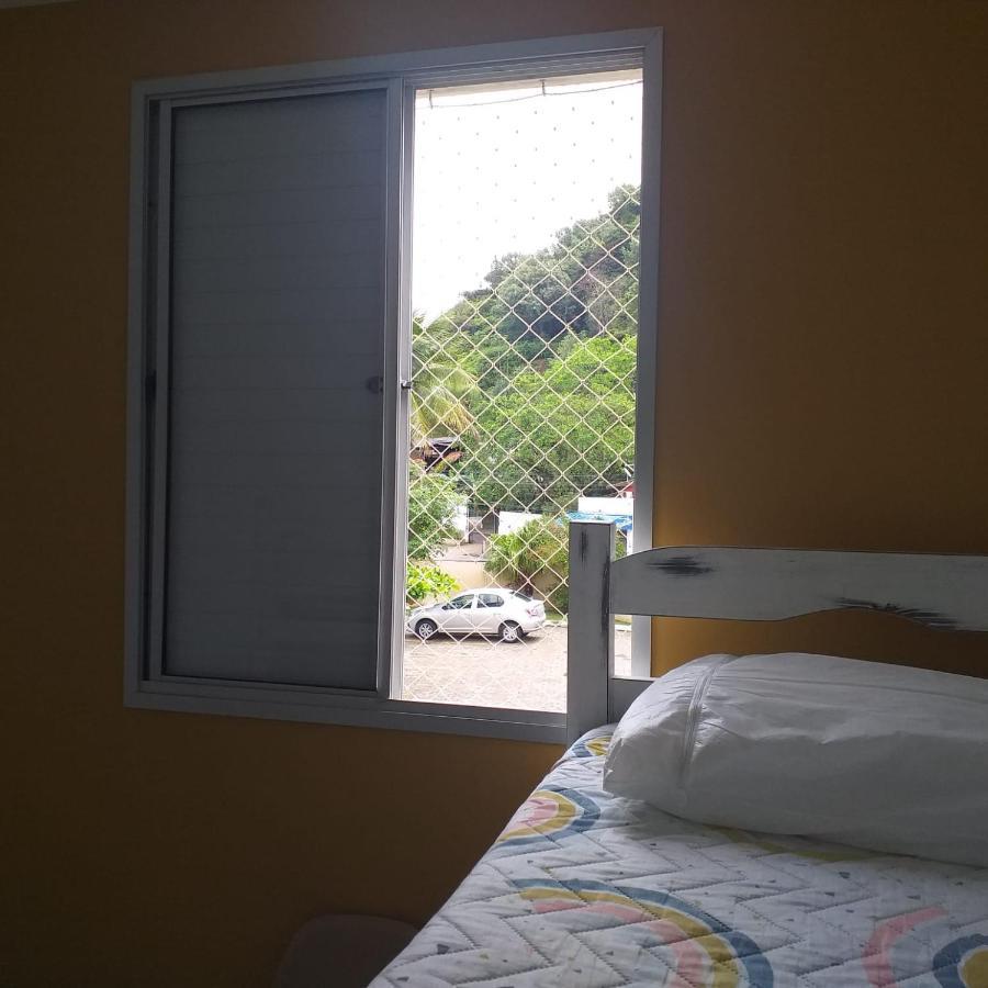 Apartamento Dona Frida Prainha Com Wifi Pe Na Areia Caraguatatuba Exterior photo